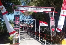 Tradisi Menghias Kampung Wujud Semangat Nasionalisme Warga Pamekasan