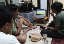 Nobar Timnas Indonesia vs Singapura di Jember