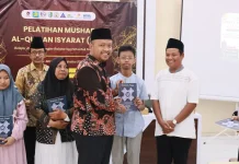 Sahabat Tuli Sampang Ikuti Pelatihan Membaca Al Quran Isyarat