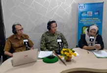 Lewat Podcast RRI Sampang: Dandim Sampang Tegaskan Komitmen TNI Hadir untuk Rakyat