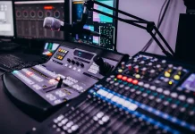 Relevansi Radio di Era Digital