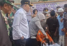 Pemprov Jatim Salurkan Bantuan Air Bersih untuk Warga Sampang