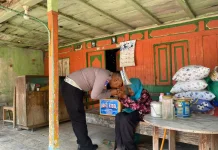 Satlantas Polres Sampang Gelar Bakti Sosial dan Edukasi Tertib Berlalu Lintas