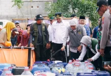 Bupati Sampang Apresiasi Pemprov Jatim Atasi Bantuan Air Bersih