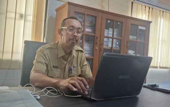 Disnaker Sampang Minta Keluarga PMI Rutin Jalin Komunikasi