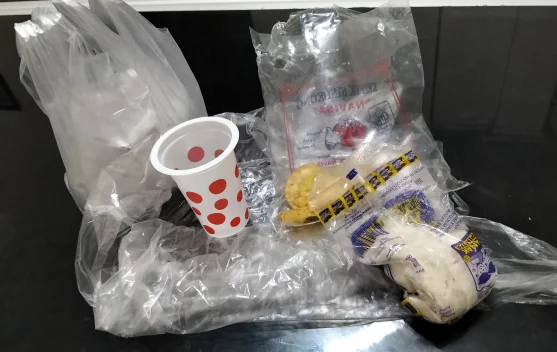 Strategi Mengurangi Sampah Plastik dalam Kehidupan Sehari-hari