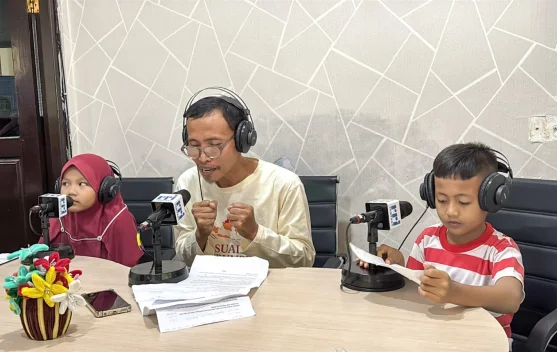Siswa MIN Sampang Asah Bakat dan Percaya Diri di Idola Anak RRI