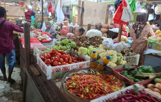 Harga Cabai Rawit di Sampang Naik Hingga Rp73 Ribu per Kilogram