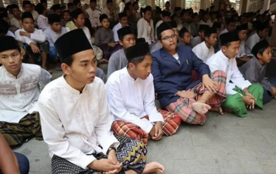 Program Pesantren Sehat, Dinkes Sampang Targetkan Pondok Bebas Skabies dan TBC