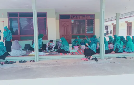 SEMPOL SEHAT: Puskesmas Jemput Bola di Kompolan Warga