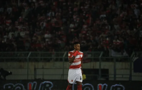 Hugo Gomes Kembali Berkostum Madura United