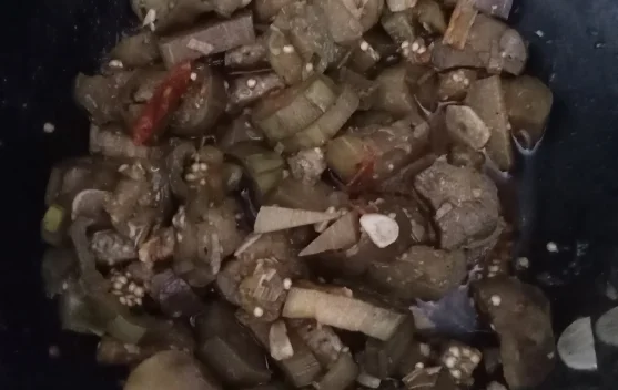 Kreasi Sederhana Tumis Terong, Solusi Menu Hemat dan Praktis Favorit Keluarga