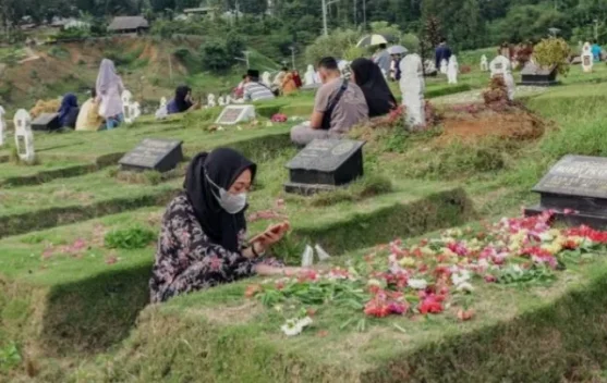 Empat Perkara agar Terhindar dari Siksa Kubur
