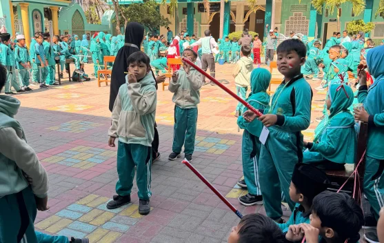 MII Sabilillah Sampang Meriahkan HUT RI dengan Lomba