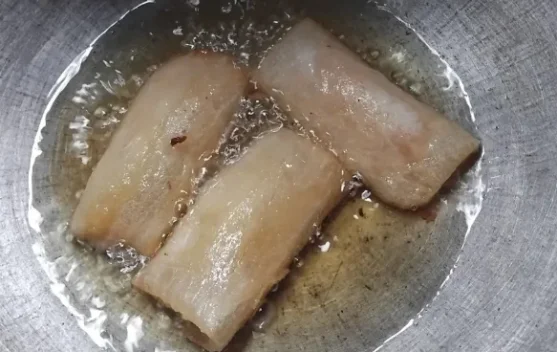 Bahan dan Cara Membuat Lumpia Ayam Keju