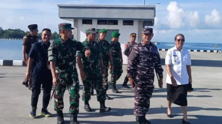Wabup Tanımbar Menghadiri Pelaksanaan  Demonstrasi Raid Amphibi Marinir 2026