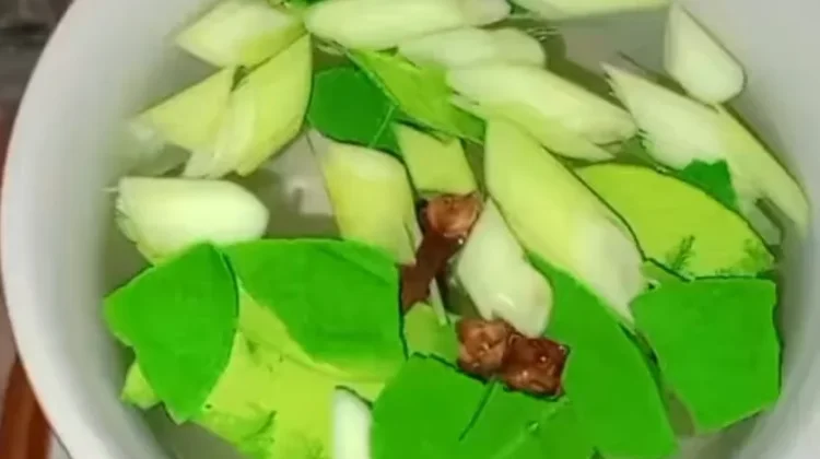 Atasi Napas Bau Dengan Bahan Alami ini
