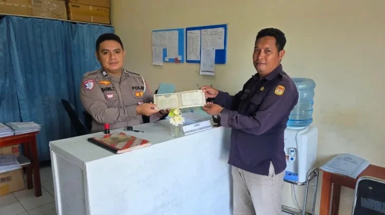 Unit Regident Polres Kepulauan Tanimar Berikan Pelayanan Prima