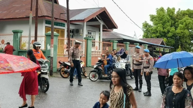 Polres Kepulauan Tanimbar Pastikan Ibadah Paskah Berlangsung Khidmat