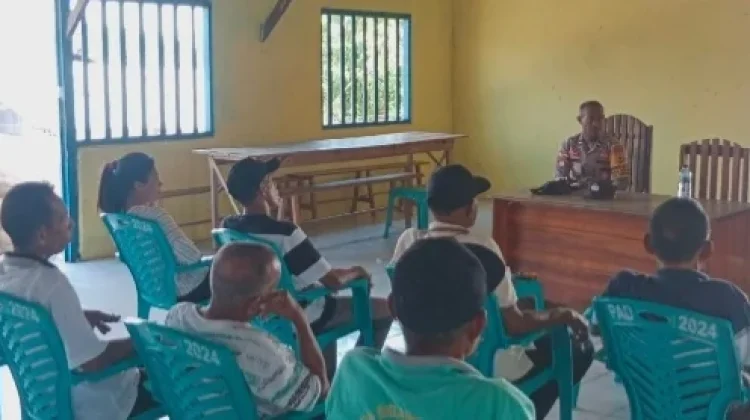 Polsek Nirunmas Sosialisasikan Program ‘Baileo Emarina.