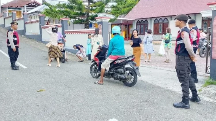 Sat Samapta Polres Kepulauan Tanimbar Amankan Ibadah Minggu