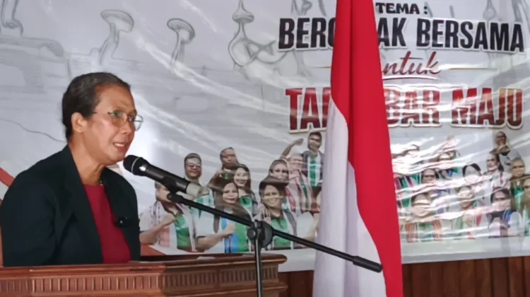 Wabup Tanimbar Buka Musyawarah Cabang IDI Tanimbar