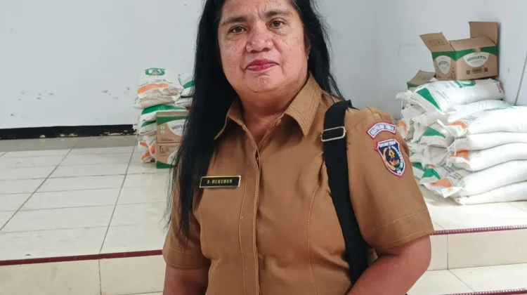 Tiga Orang Penyandang Disabilitas Terima Bantuan Dari Dinas Sosial Tanimbar