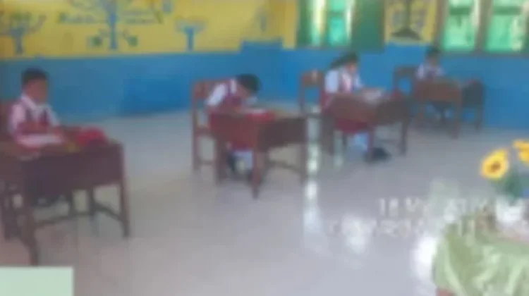 Pelaksanaan Ujian  SD Naskat St Adrea Tumbur Lancar