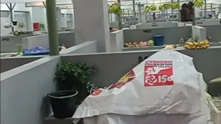 Curah Hujan Tinggi, Pasokan Sayur di Pasar Tradisional Menyusut