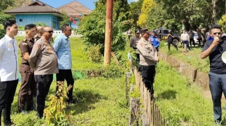 Polres Kepulauan Tanimbar Kawal Unras FCBT di Kejaksaan