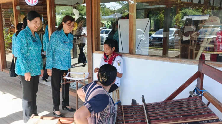 Ny. Maya Baby Lewerissa Dorong Validasi Data Stunting dan Buka Kran Pasar UMKM