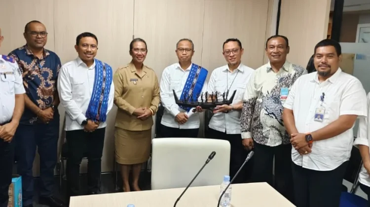 Diplomasi Tenun dan Perahu Tumbur Berhasil 2 Kementerian Siap Sulap Tanimbar