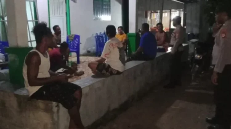 Jajaran Polsek Fordata Gelar Patroli Di malam Hari