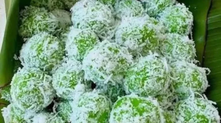 Onde-Onde Singkong Khas Tanimbar Jadi Peluang Usaha Ekonomi Keluarga