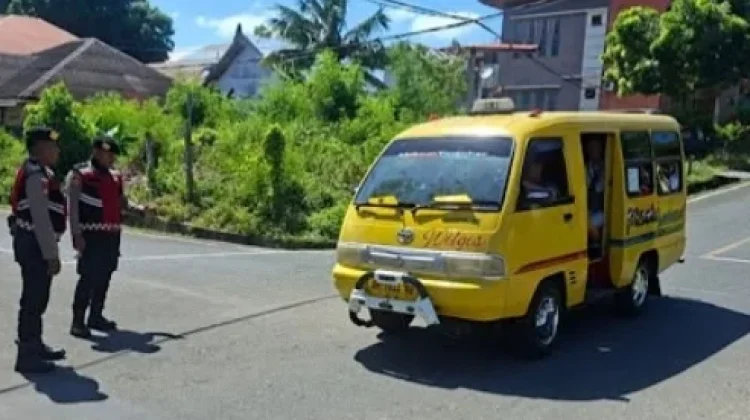 Sat Samapta Polres Tanimbar Gelar Pengaturan  Siang Hari