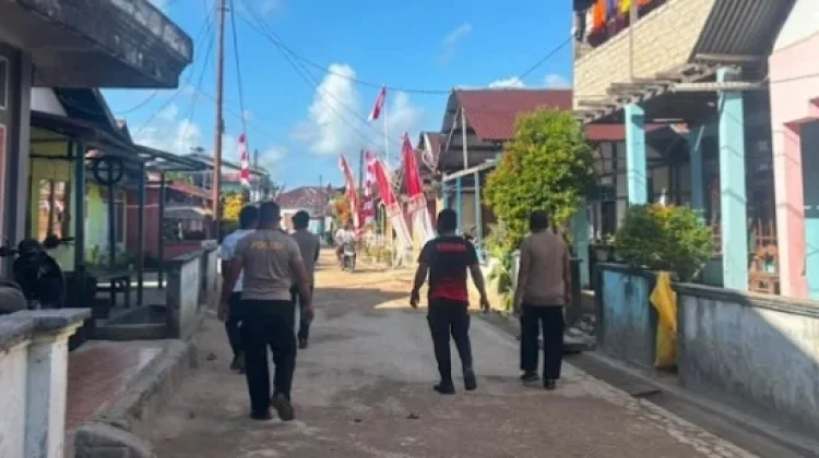 Polsek Tanut Imbauan Keliling Pengibaran Bendera Merah Putih