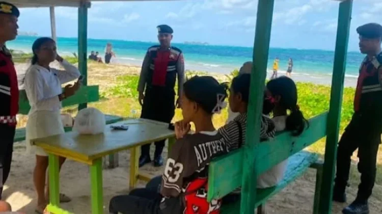 Polres Kepulauan Tanimbar Patroli di Objek Wisata