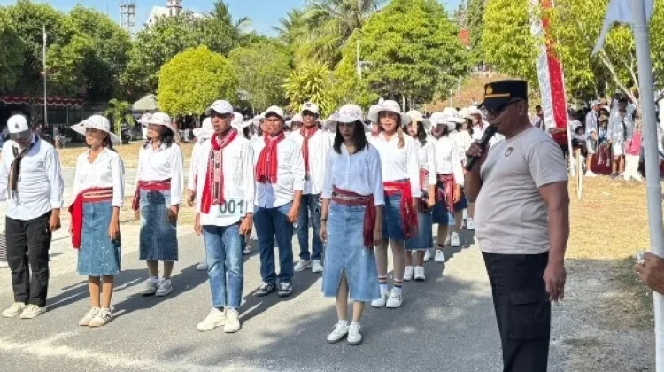 Jajaran Polsek Tanut Amankan Jalannya Lomba Baris Empang