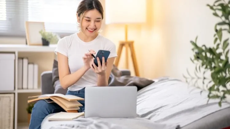 Tips Terbaik Menghemat Pengeluaran Pulsa dan Token Listrik