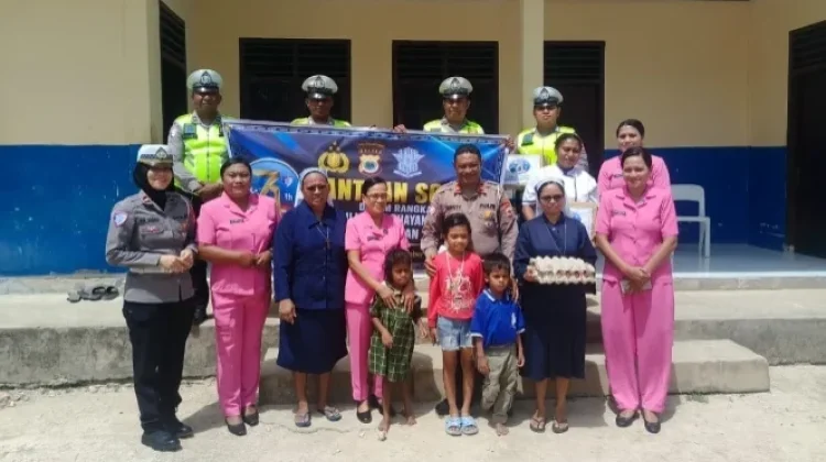 Sat Lantas Polres Kepulauan Tanimbar Gelar Aksi Sosial