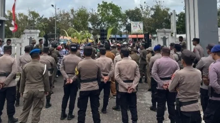 Jajaran Polres Kepulauan Tanimbar Kawal Aksi Ketat Unras