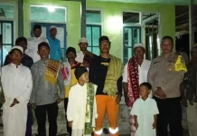 Bhabinkamtibmas Romnus Amankan Sholat Tarawih berjamaah