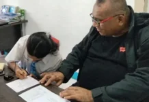 RD Ponsianus Ongirwalu Bantu Lunasi Uang Sekolah Pemazmur