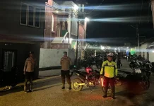 Polres Kepulauan Tanimbar Pastikan Sholat Tarawih Berlangsung Khusyuk