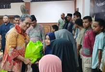 Wakil Bupati Serahkan Santunan Ramadan untuk 40 Penerima