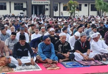Ribuan Umat Muslim Hadiri Sholat Ied di Halaman Polres Kepulauan Tanimbar
