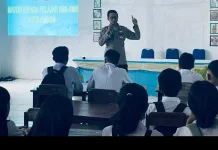Wakapolsek Tanut Sosialisasikan KUHP di SMA Negeri 12
