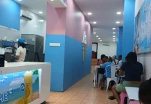 Cuaca Ekstrem Melanda Saumlaki, Warga Rela Antre Panjang Demi Es Krim