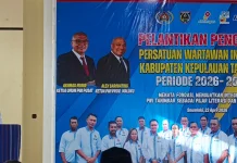 Bupati Tanimbar Hadiri Pelantikan PWI Tanimbar Masa Bakti 2026-2029