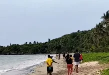 Pantai Weluan, Destinasi Favorit Warga Saumlaki Melepas Lelah di Akhir Pekan